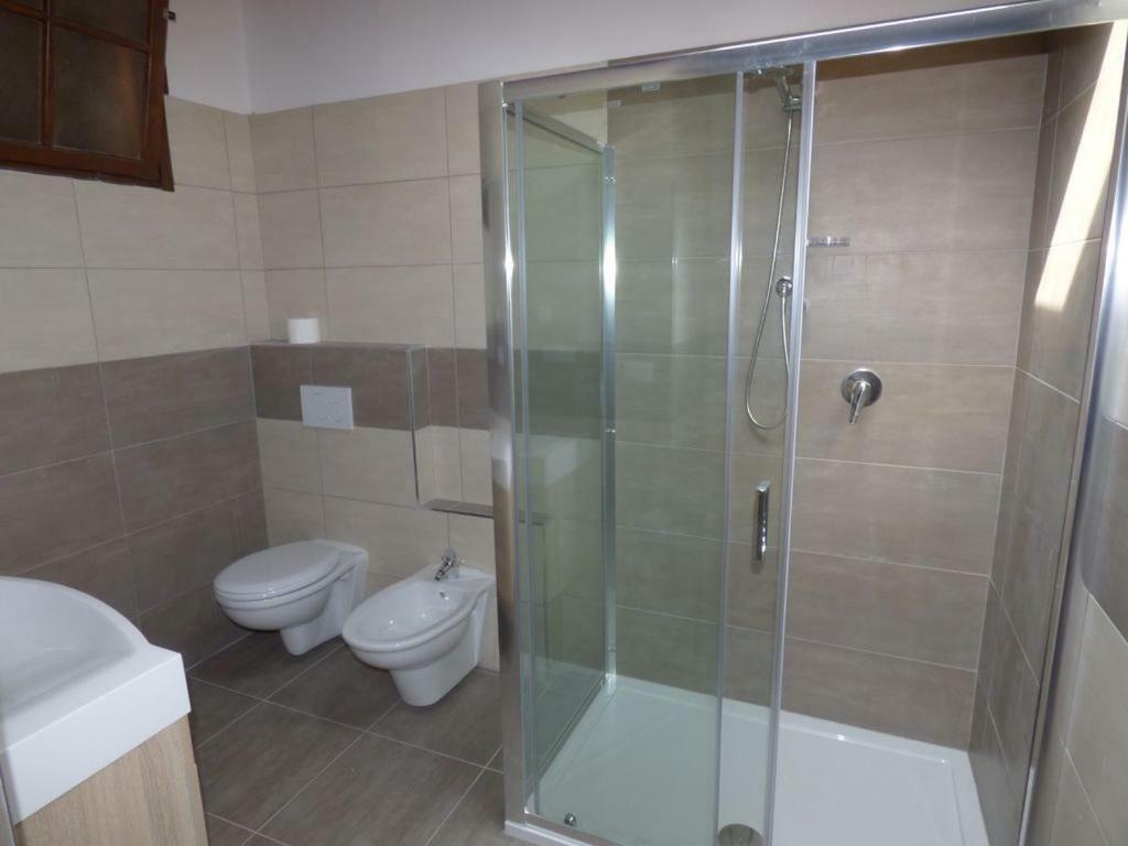 Casa Sergio Apartment กราเวโดนา ภายนอก รูปภาพ