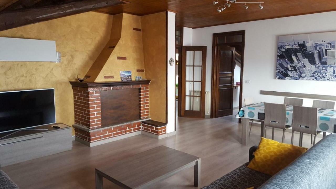 Casa Sergio Apartment กราเวโดนา ภายนอก รูปภาพ