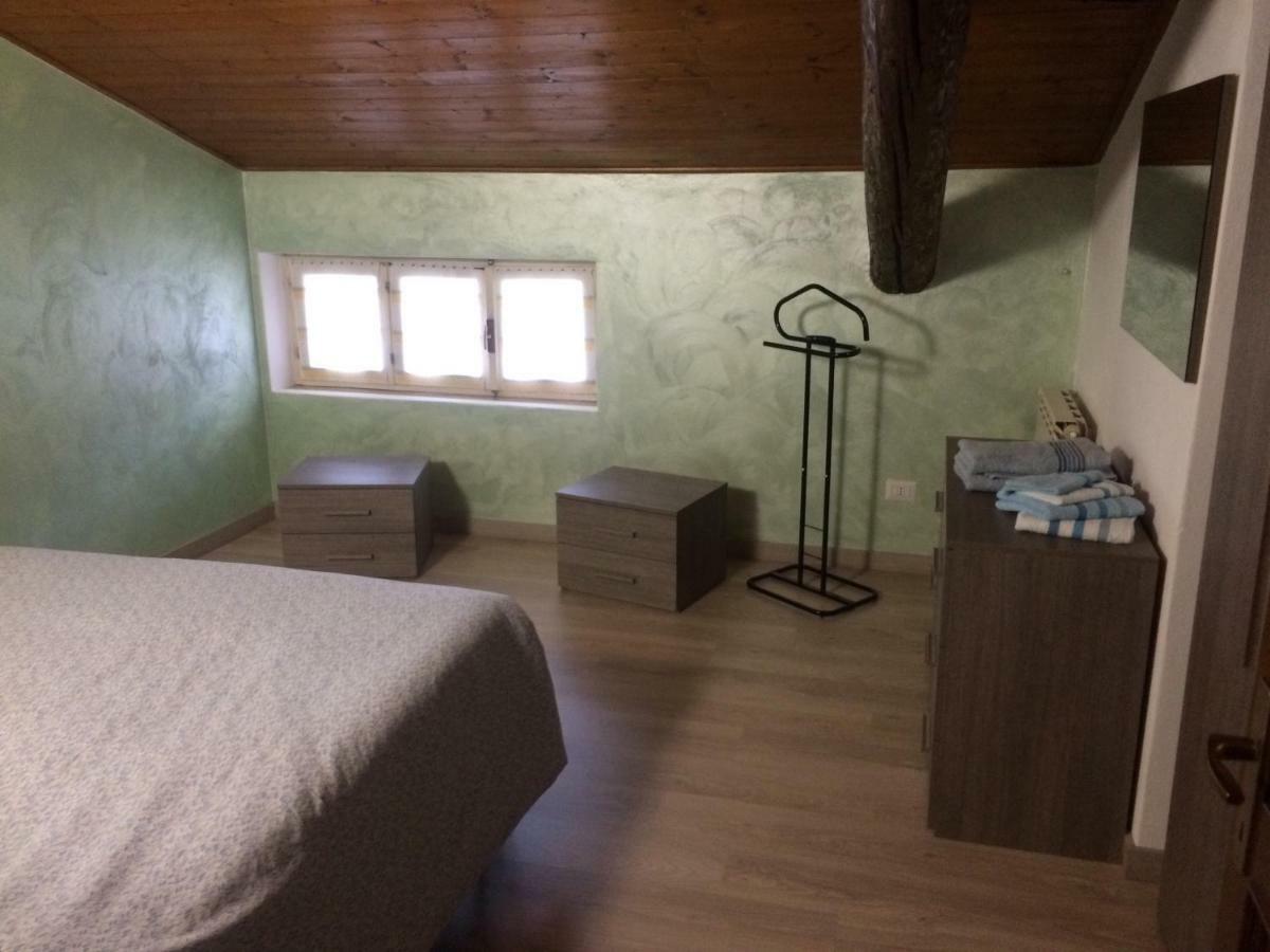 Casa Sergio Apartment กราเวโดนา ภายนอก รูปภาพ